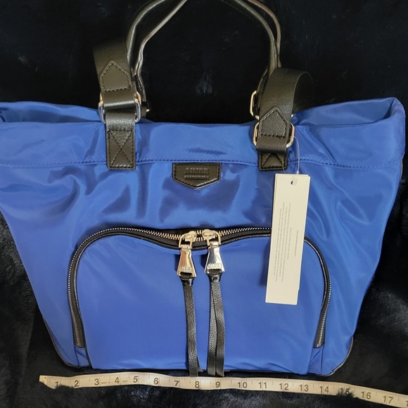 Aimee Kersteberg LG Bag - Picture 6 of 7